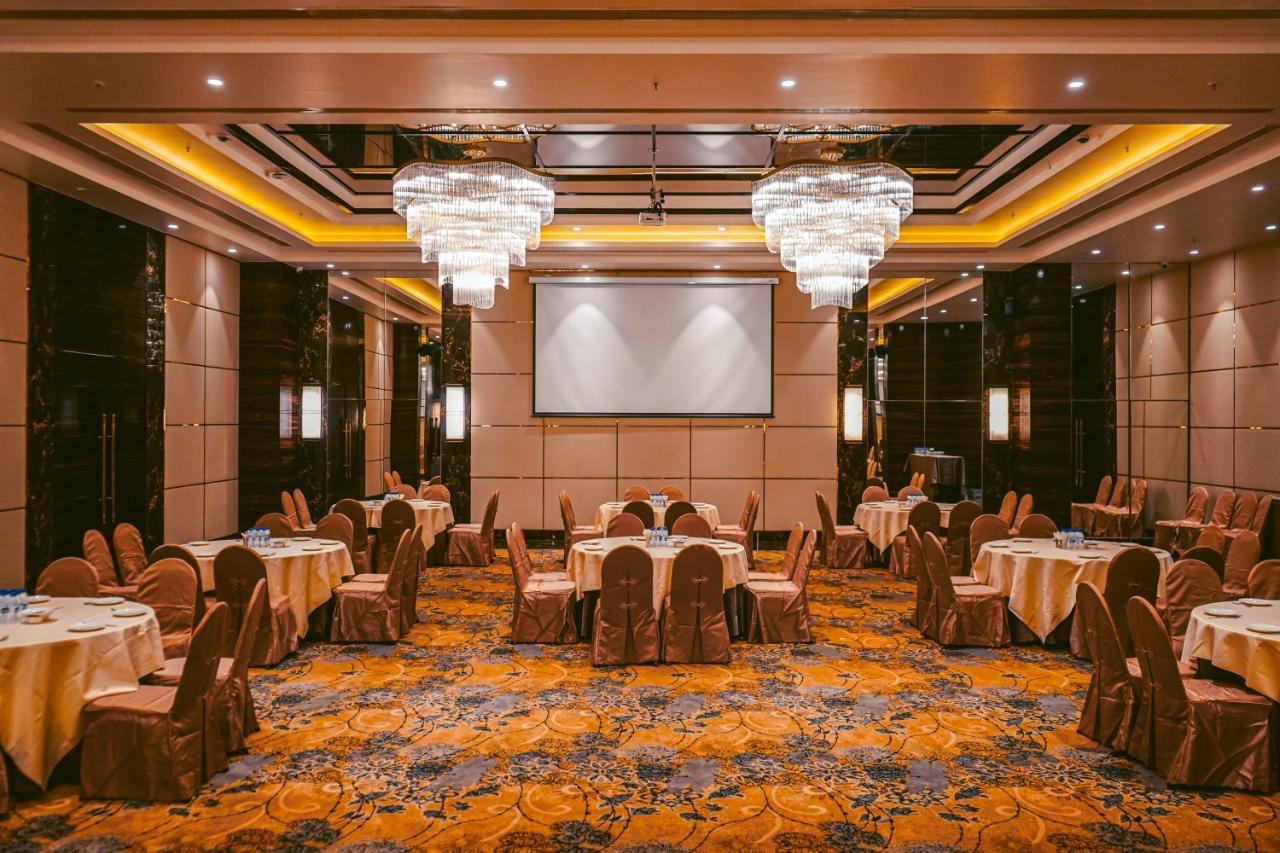 Hotel Avinash International Jagdalpur 外观 照片
